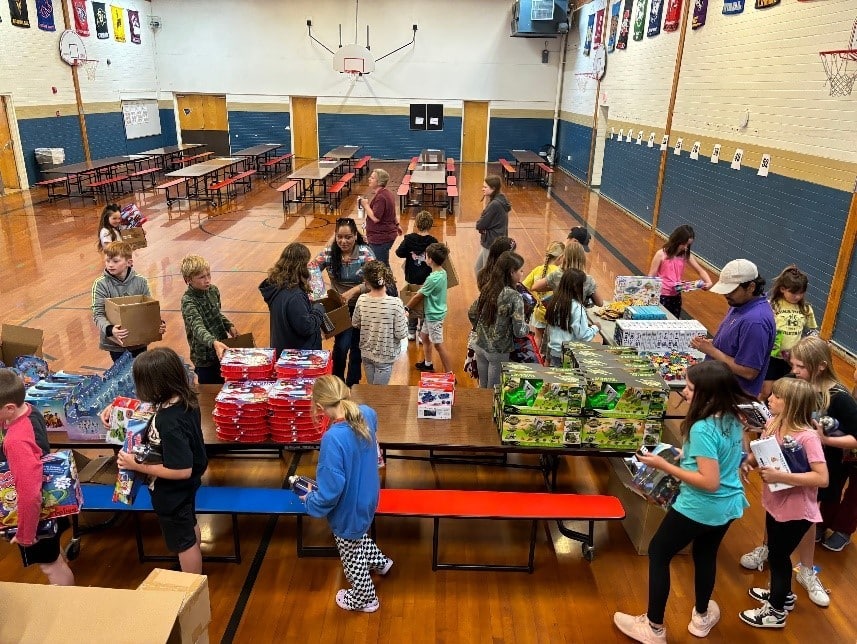 Students Unplug and Play in Garden City, Idaho